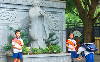 光明全托寄宿幼儿园